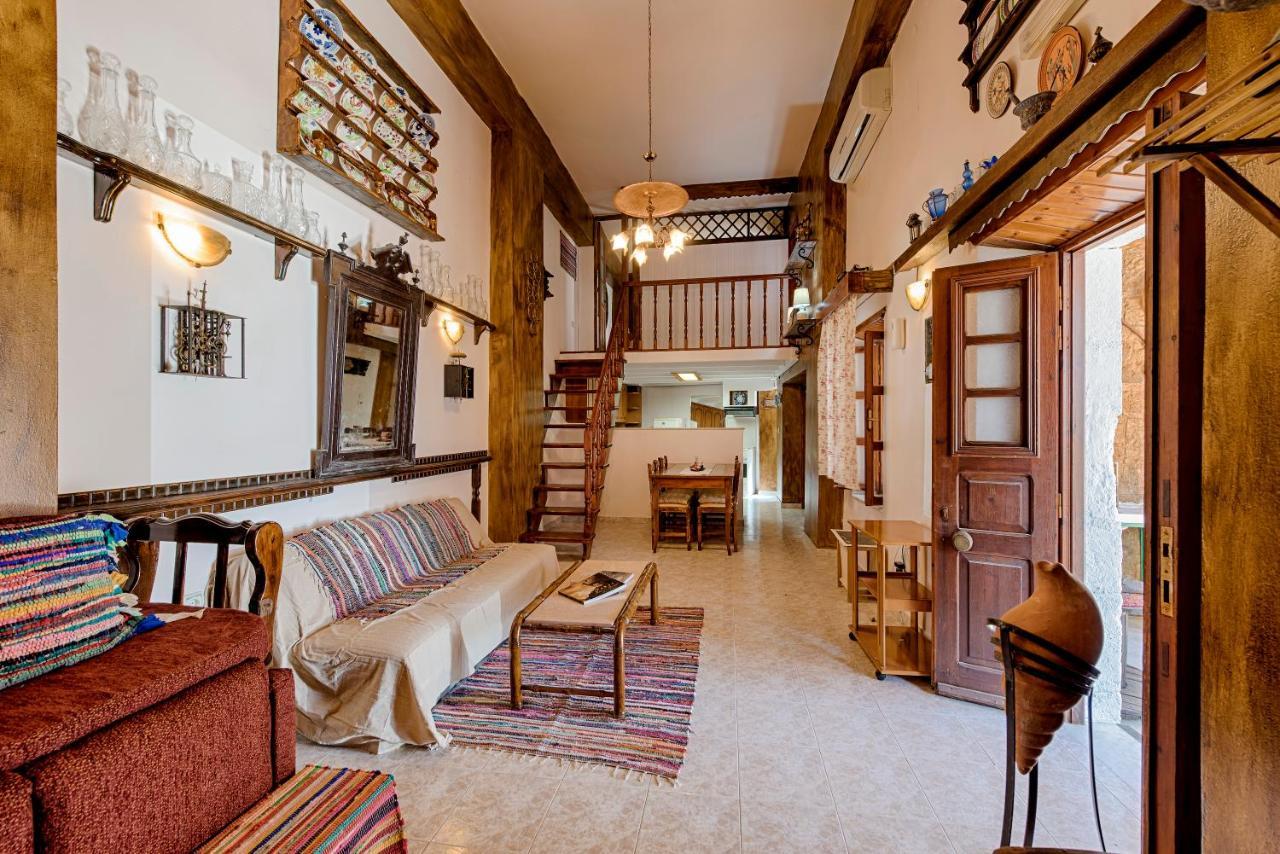 Hara'S Traditional Detached House In Malona Malona Village المظهر الخارجي الصورة
