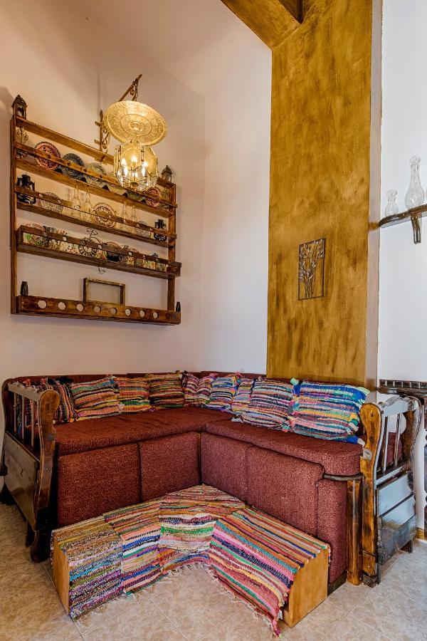 Hara'S Traditional Detached House In Malona Malona Village المظهر الخارجي الصورة